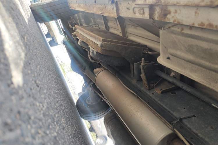 Used Iveco Daily 2014 2.5T-A35 NJ6484ACM47Z4 Chassis Front Right