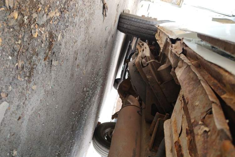 Used Iveco Daily 2014 2.5T-A35 NJ6484ACM47Z4 Chassis Front Right