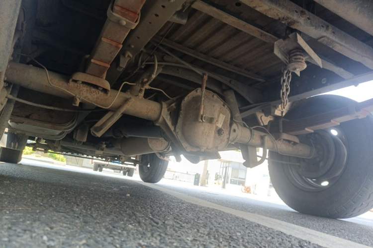 Used Iveco Daily 2014 2.5T-A35 NJ6484ACM47Z4 Chassis Rear