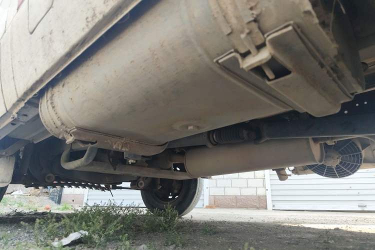 Used Iveco Daily 2014 2.8T-V35 NJ5044XXYQZA43S4 Chassis Rear Left
