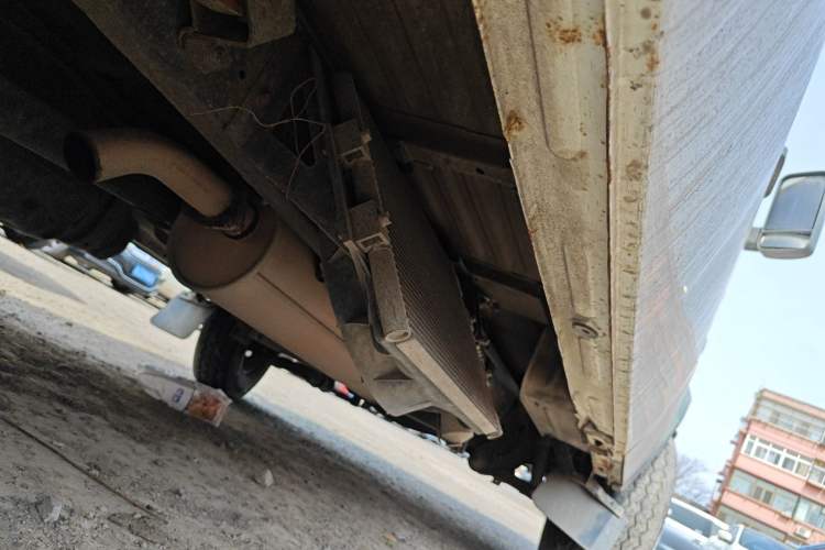 Used Iveco Daily 2014 2.8T-V35 NJ5044XXYQ3A43S4 Chassis Rear Right