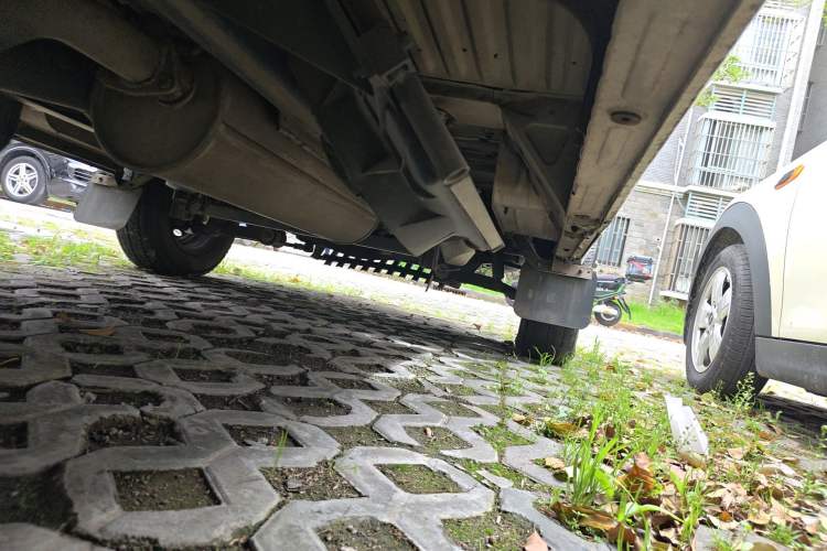 Used Iveco Daily 2014 2.8T-V35 NJ5044XXYQ3A43S4 Chassis Rear Right