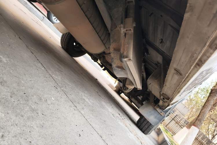 Used Iveco Daily 2014 2.5T-A35 NJ6484ACM47Z4 Chassis Rear Right