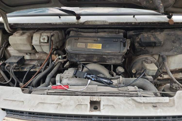 Used Iveco Daily 2014 2.5T-A35 NJ6484ACM47Z4 Engine Bay