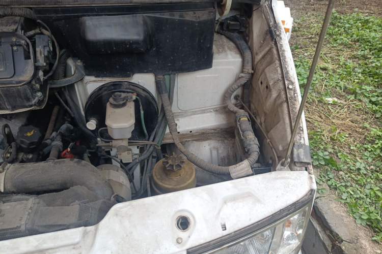 Used Iveco Daily 2014 2.5T-A35 NJ6484ACM47Z4 Engine Bay Left