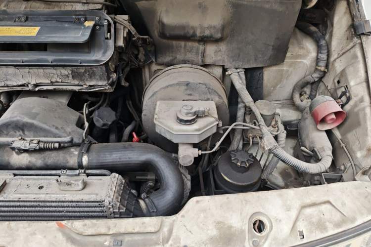 Used Iveco Daily 2014 2.5T-A35 NJ6485AC47Z4 Engine Bay Left