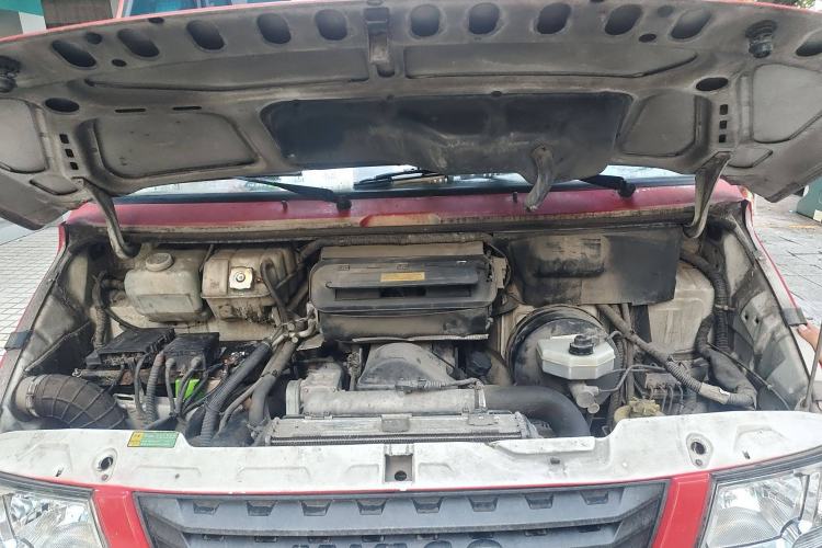 Used Iveco Daily 2014 2.8T-V35 NJ5044XXYQZA43S4 Engine Bay