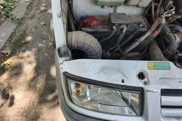 Used Iveco Daily 2014 2.8T-V40 NJ5044XXY3A43S4 Engine Bay Right