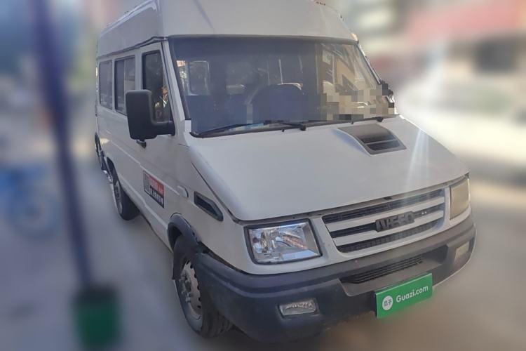 Used Iveco Daily 2014 2.5T-A35 NJ6484ACM47Z4 Exterior 2