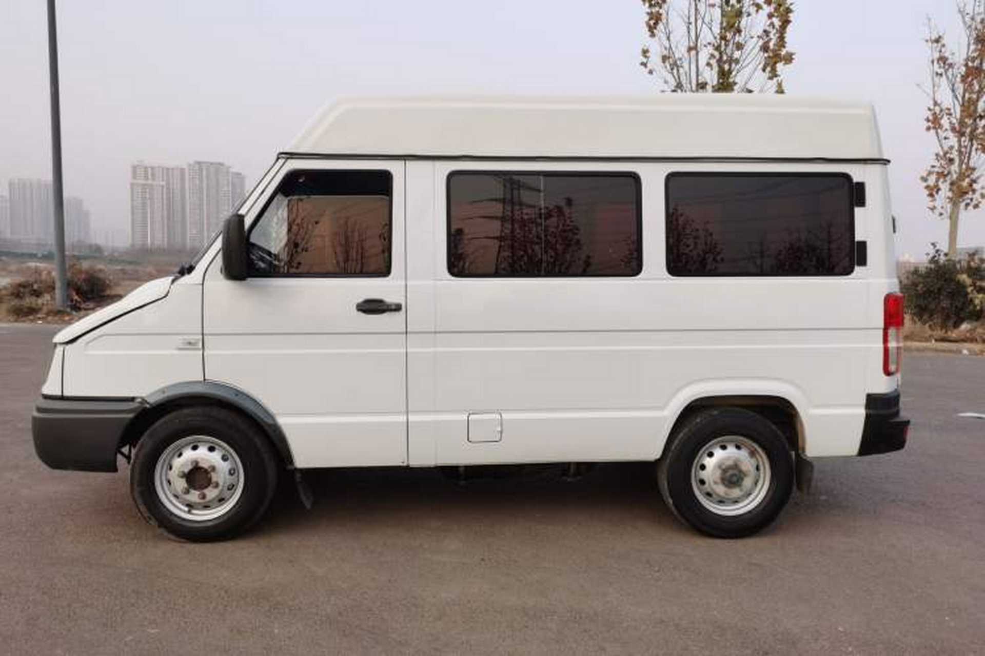 Used Iveco Daily 2014 2.5T-A35 NJ6485AC47Z4 Exterior 5