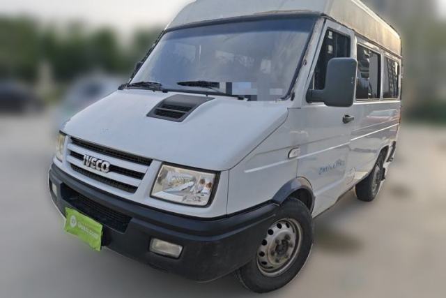 Used Iveco Daily 2014 2.5T-A35 NJ6484ACM47Z4