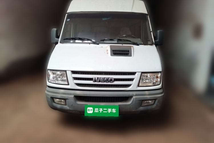 Used Iveco Daily 2014 2.5T-A35 NJ6484ACM47Z4 Front