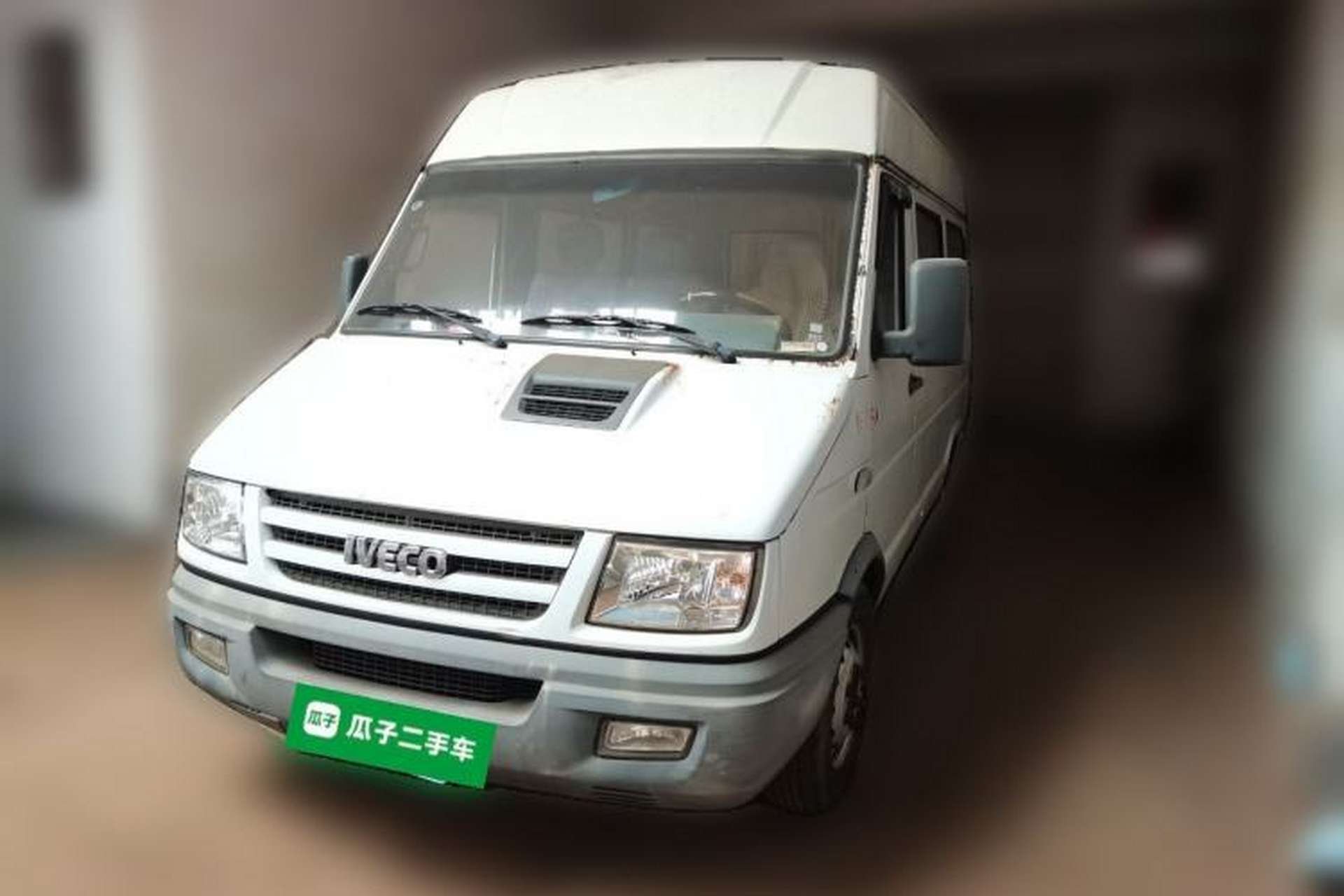 Used Iveco Daily 2014 2.5T-A35 NJ6484ACM47Z4 Front Left 45 Deg