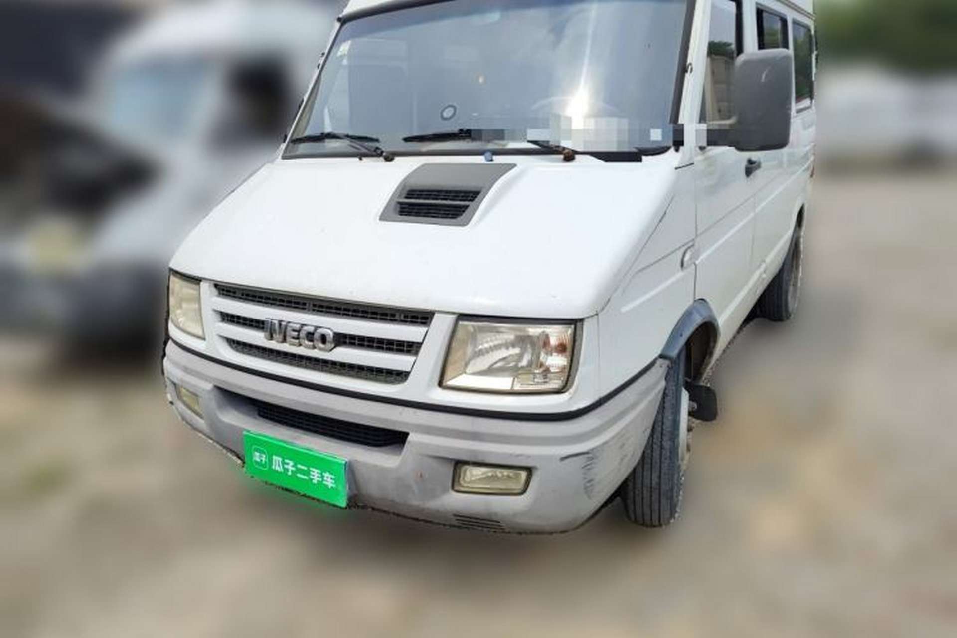 Used Iveco Daily 2014 2.5T-A35 NJ6484ACM47Z4 Front Left 45 Deg