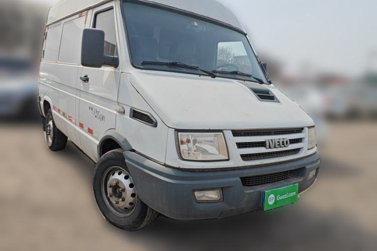 Used Iveco Daily 2014 2.8T-V35 NJ5044XXYQ3A43S4 Front Right 45 Deg