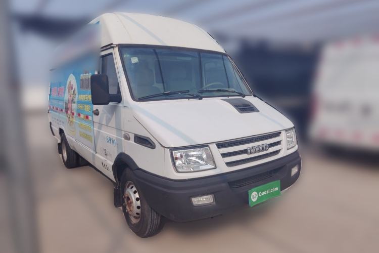 Used Iveco Daily 2014 2.8T-V40 NJ5044XXY3A43S4 Front Right 45 Deg