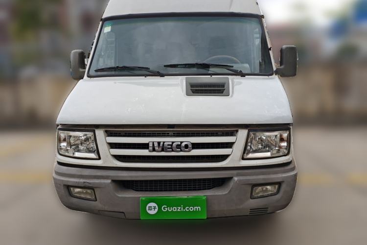 Used Iveco Daily 2014 2.5T-A35 NJ6485AC47Z4 Front