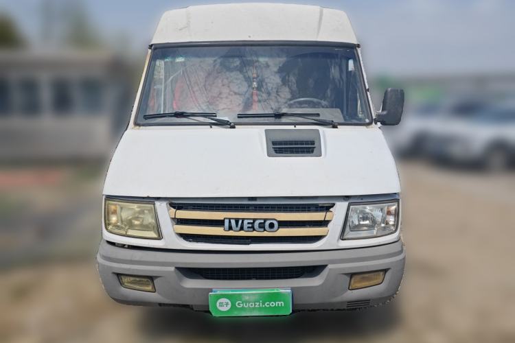 Used Iveco Daily 2014 2.5T-A35 NJ6485AC47Z4 Front