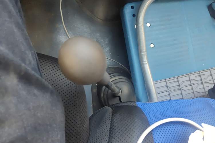 Used Iveco Daily 2014 2.5T-A35 NJ6484ACM47Z4 Gear Lever