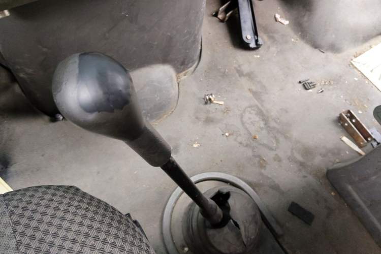 Used Iveco Daily 2014 2.5T-A35 NJ6484ACM47Z4 Gear Lever