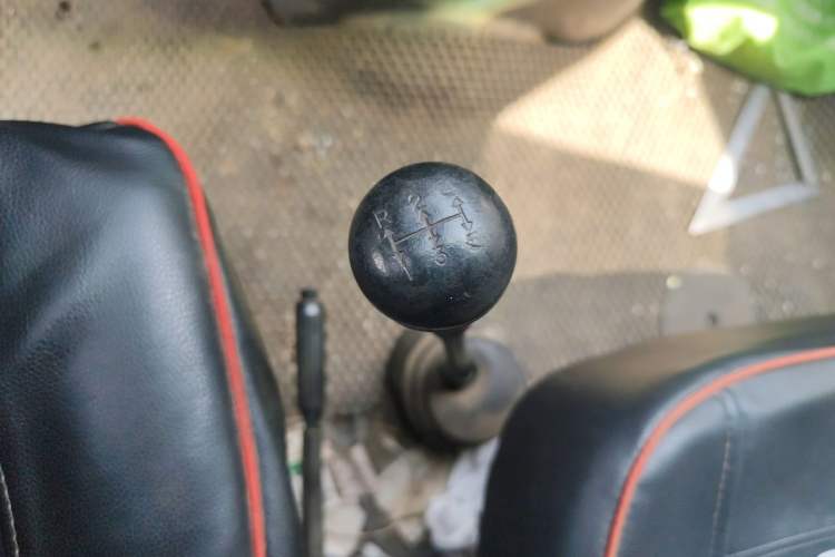 Used Iveco Daily 2014 2.8T-V35 NJ5044XXYQZA43S4 Gear Lever