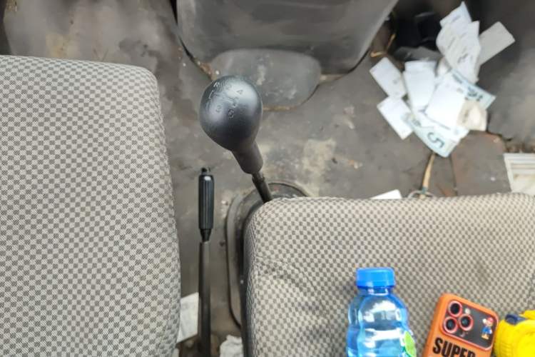 Used Iveco Daily 2014 2.5T-A35 NJ6484ACM47Z4 Gear Lever