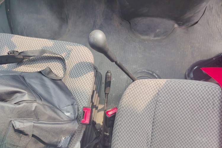 Used Iveco Daily 2014 2.8T-V40 NJ5044XXY3A43S4 Gear Lever