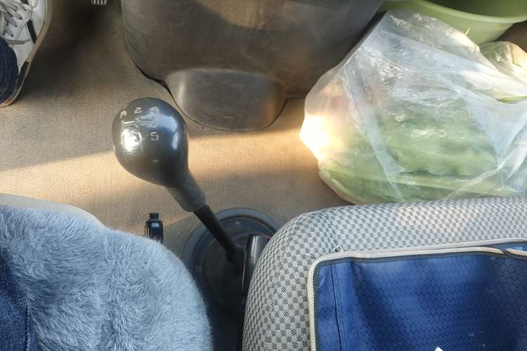 Used Iveco Daily 2014 2.5T-A35 NJ6484ACM47Z4 Gear Lever