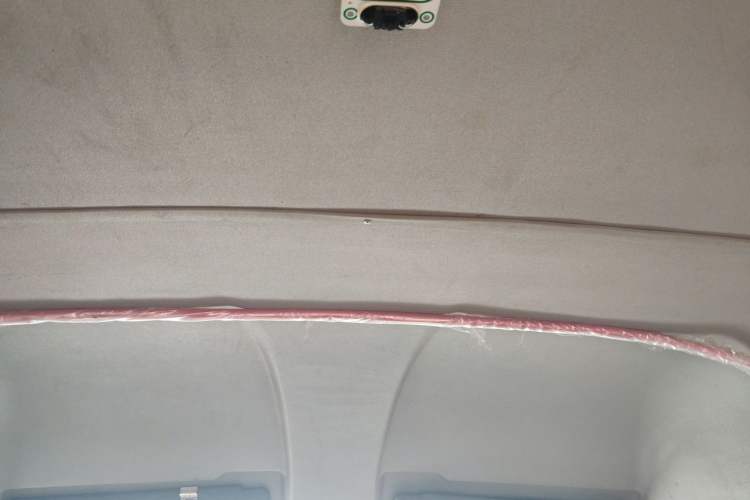 Used Iveco Daily 2014 2.5T-A35 NJ6484ACM47Z4 Headliner