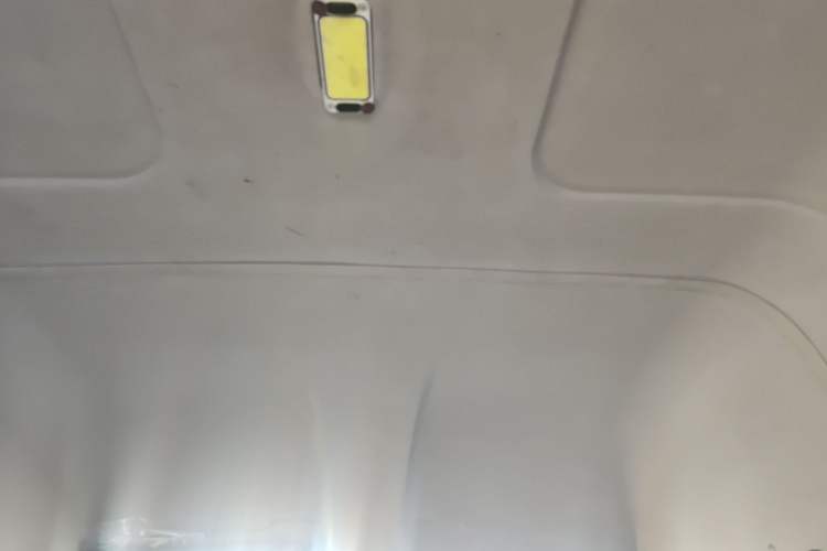 Used Iveco Daily 2014 2.5T-A35 NJ6484ACM47Z4 Headliner