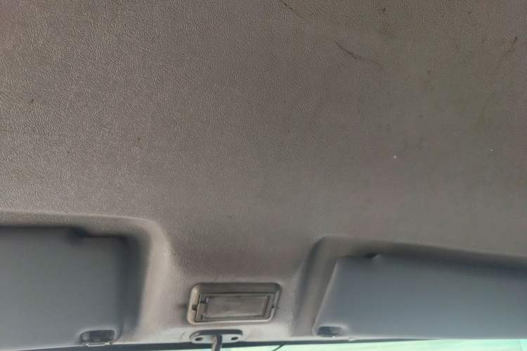 Used Iveco Daily 2014 2.8T-V35 NJ5044XXYQZA43S4 Headliner