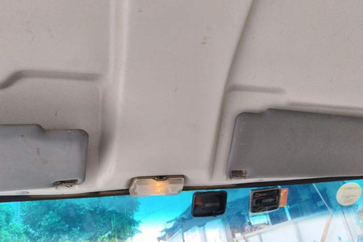Used Iveco Daily 2014 2.5T-A35 NJ6484ACM47Z4 Headliner