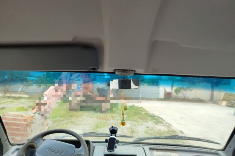 Used Iveco Daily 2014 2.5T-A35 NJ6484ACM47Z4 Headliner