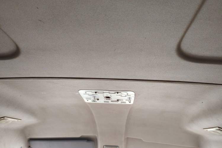 Used Iveco Daily 2014 2.5T-A35 NJ6484ACM47Z4 Headliner