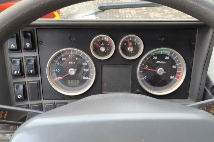 Used Iveco Daily 2014 2.5T-A35 NJ6484ACM47Z4 Instrument Cluster