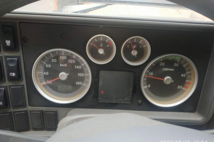 Used Iveco Daily 2014 2.5T-A35 NJ6484ACM47Z4 Instrument Cluster