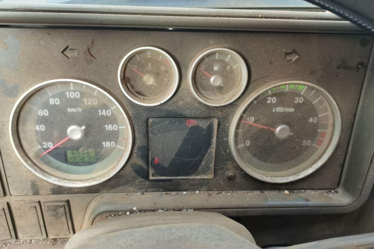 Used Iveco Daily 2014 2.5T-A35 NJ6484ACM47Z4 Instrument Cluster