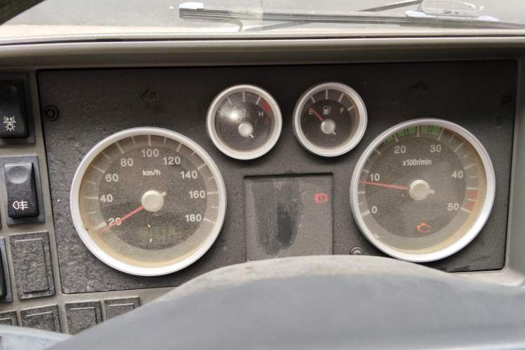 Used Iveco Daily 2014 2.5T-A35 NJ6484ACM47Z4 Instrument Cluster