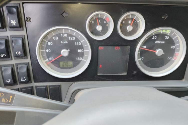 Used Iveco Daily 2014 2.5T-A35 NJ6484ACM47Z4 Instrument Cluster