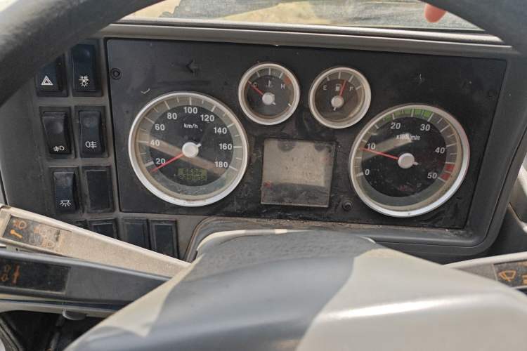 Used Iveco Daily 2014 2.5T-A35 NJ6485AC47Z4 Instrument Cluster
