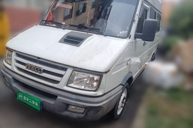 Used Iveco Daily 2014 2.5T-A35 NJ6484ACM47Z4