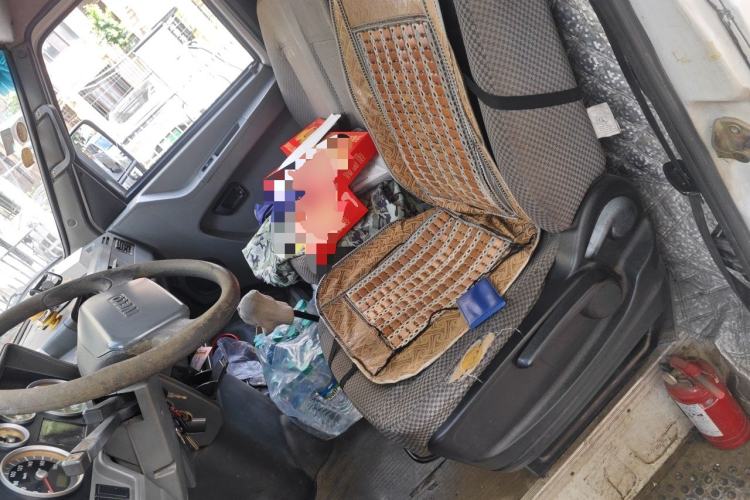 Used Iveco Daily 2014 2.8T-V35 NJ5044XXYQ3A43S4 Left Front Seat