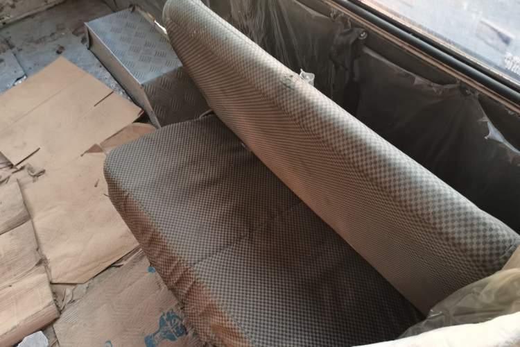 Used Iveco Daily 2014 2.5T-A35 NJ6484ACM47Z4 Left Rear Seat