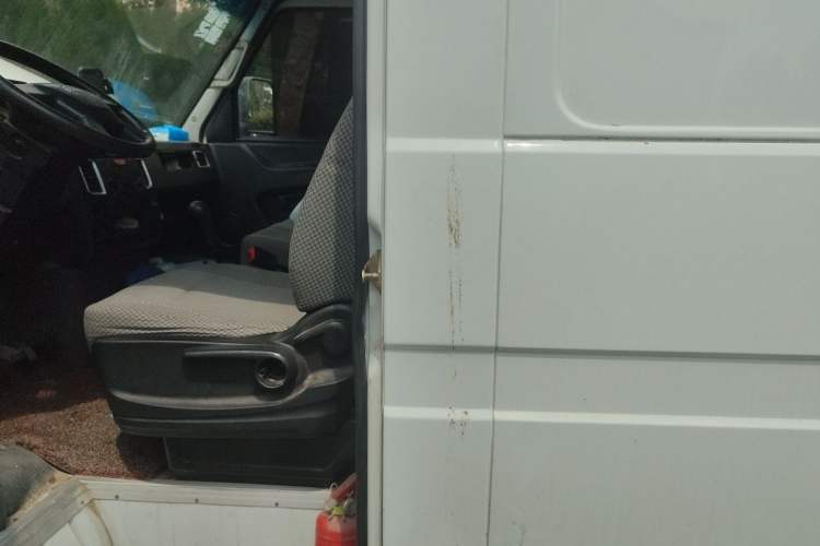 Used Iveco Daily 2014 2.8T-V35 NJ5044XXYQZA43S4 Left Rear Seat