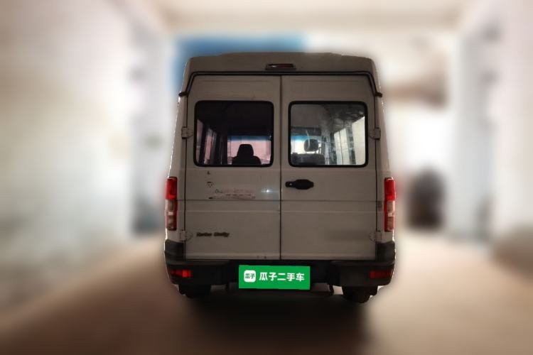 Used Iveco Daily 2014 2.5T-A35 NJ6484ACM47Z4 Rear