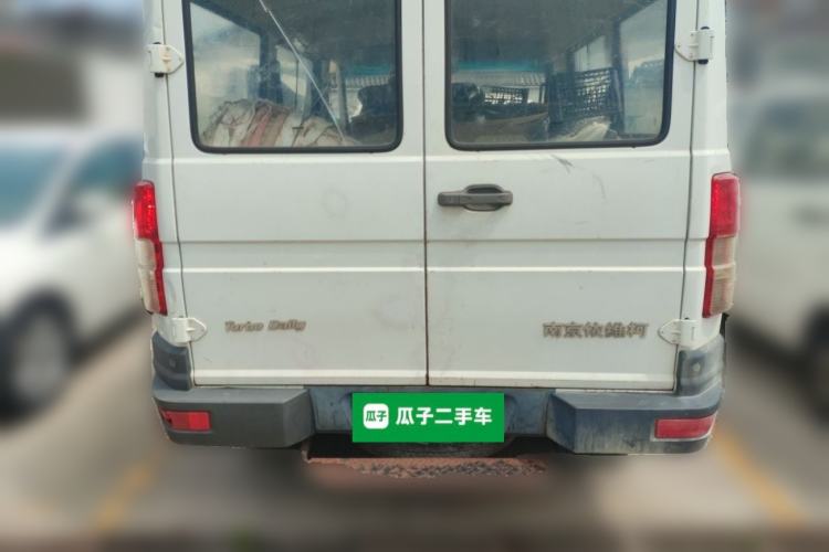 Used Iveco Daily 2014 2.5T-A35 NJ6484ACM47Z4 Rear