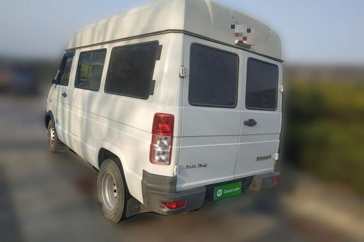 Used Iveco Daily 2014 2.5T-A35 NJ6484ACM47Z4 Rear Left 45 Deg