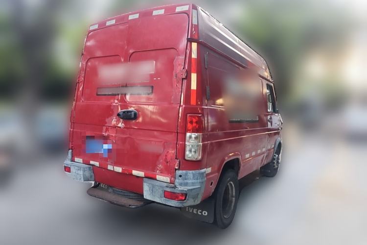 Used Iveco Daily 2014 2.8T-V35 NJ5044XXYQZA43S4 Rear Right 45 Deg