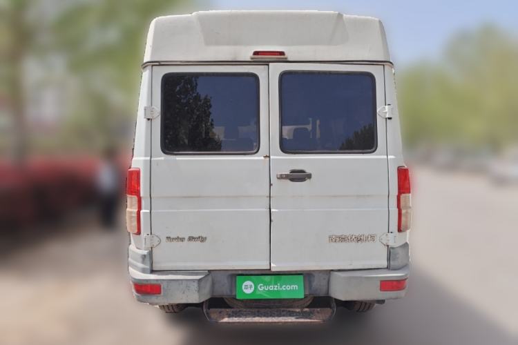 Used Iveco Daily 2014 2.5T-A35 NJ6485AC47Z4 Rear