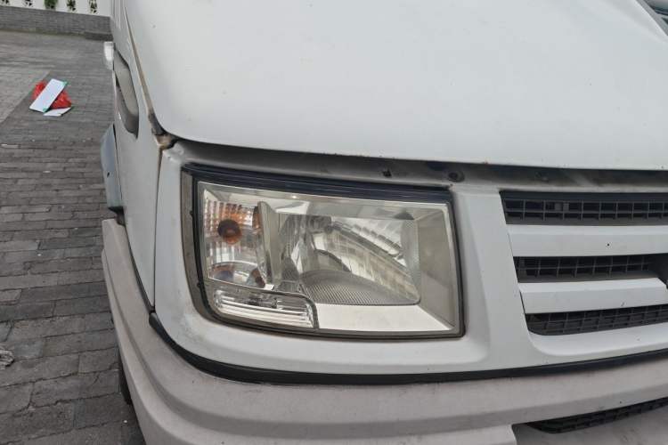 Used Iveco Daily 2014 2.5T-A35 NJ6484ACM47Z4 Right Front Headlight